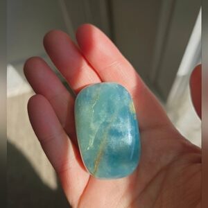 Blue Onyx Palm Stone